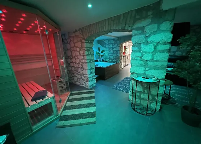 Privatif Appartamento